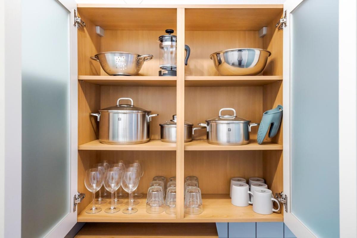 & Exclusive Amenities Apartment *