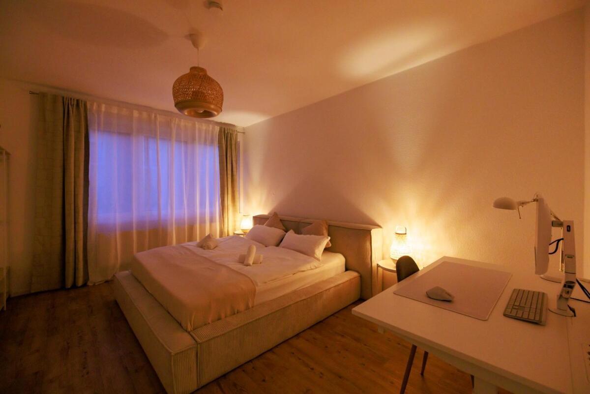 & Exclusive Amenities *